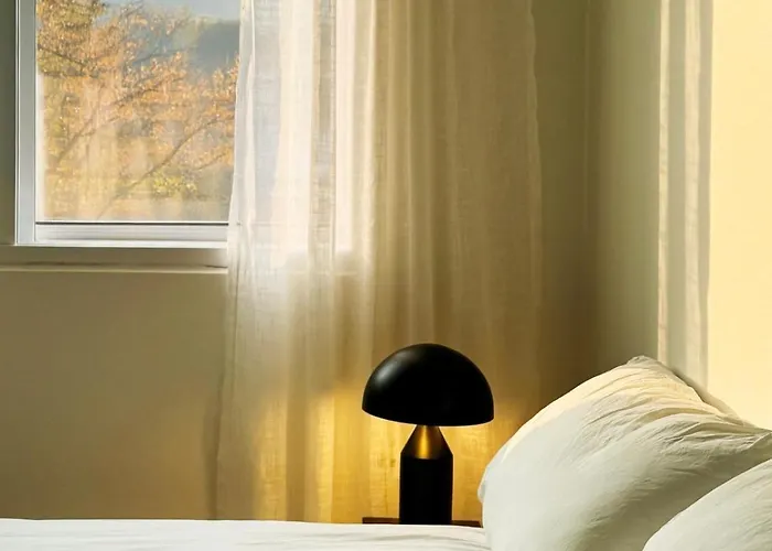 Apartment 'ocaso' Kumho Station 8 Minutes,free Late Check-out,pets Ok,gangnam, Itaewon, Dongdaemun, Jongno, Yongsan 20 Minutes *